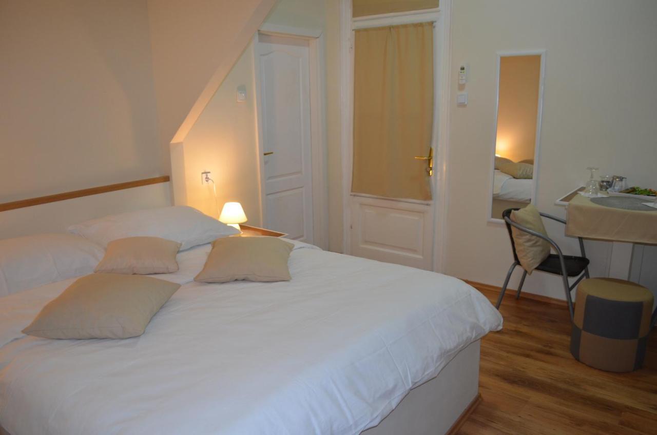 Rooms & Apartments Infinity Rijeka Ngoại thất bức ảnh