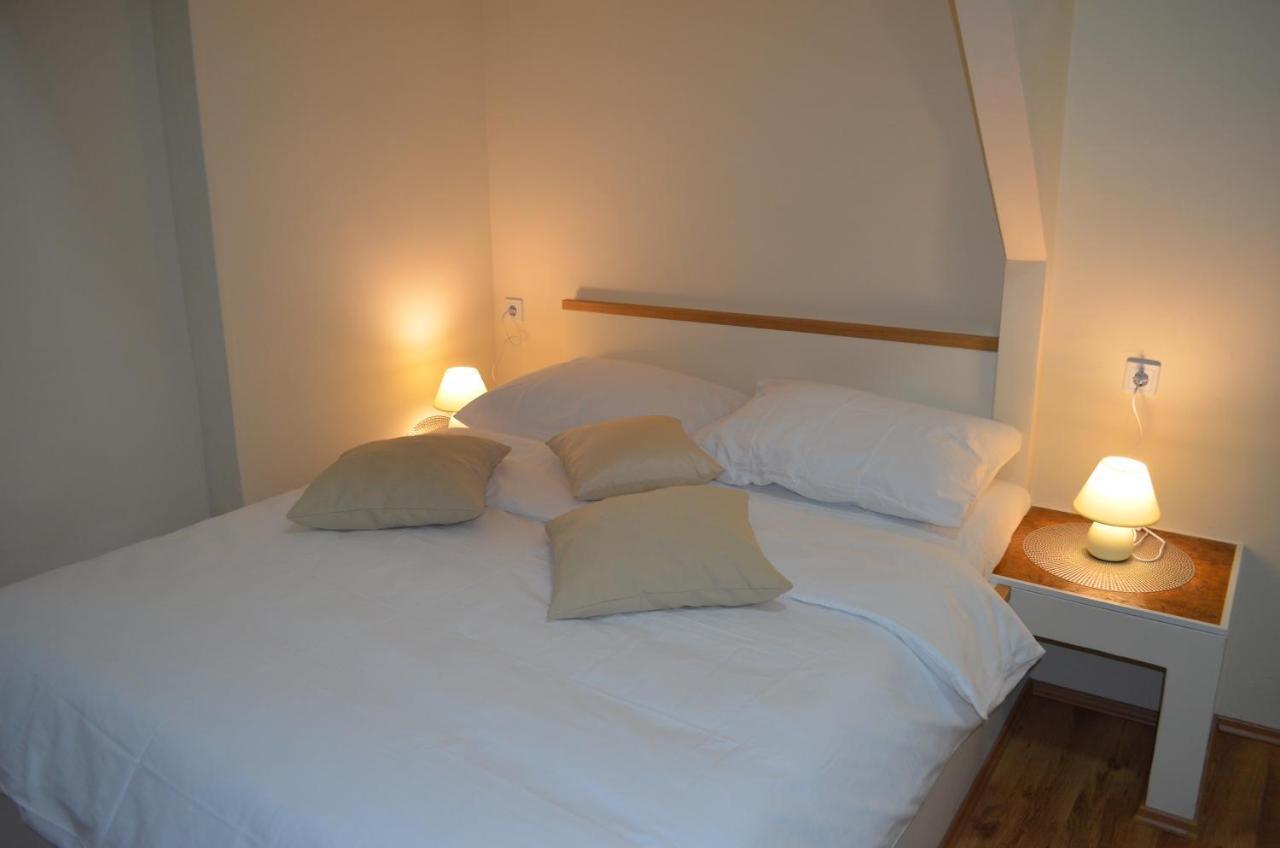 Rooms & Apartments Infinity Rijeka Ngoại thất bức ảnh