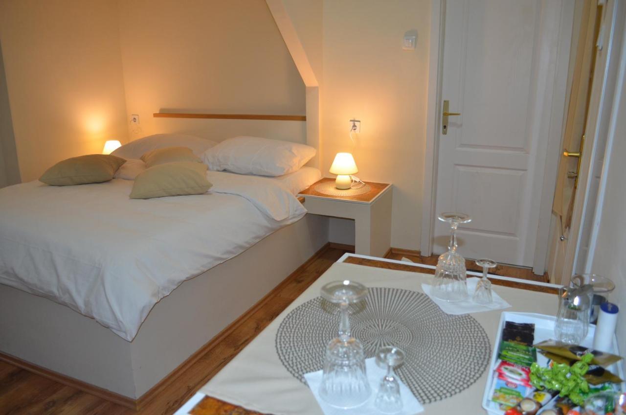 Rooms & Apartments Infinity Rijeka Ngoại thất bức ảnh